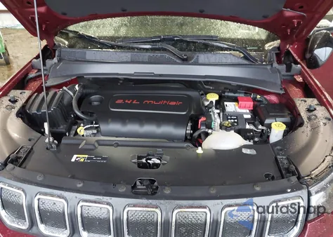 2022 Jeep Compass Latitude 4X4 из США, поврежденный, VIN 3C4NJDBBXNT158865